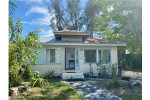 1262 5th Avenue, Naples, FL 34102 - MLS#225072396