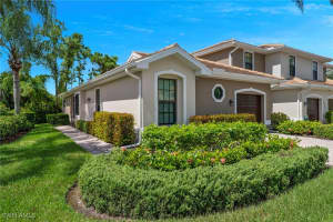 7675 Meadow Lakes Drive, Naples, FL 34104 - MLS#225072400