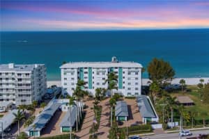 2011 Gulf Shore Boulevard, Naples, FL 34102 - MLS#225072418