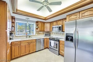 1841 Pine Glade Circle, Fort Myers, FL 33907 - MLS#225072419