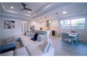 662 105th Avenue, Naples, FL 34108 - MLS#225072468