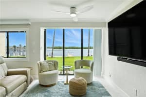 896 Buttonwood Drive, Fort Myers Beach, FL 33931 - MLS#225072479