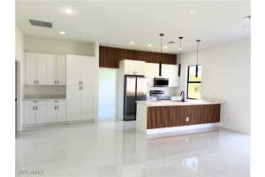 643 Knapp Street, Lehigh Acres, FL 33974 - MLS#225072497