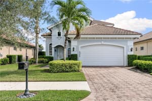 6096 Dogleg Dr, Naples