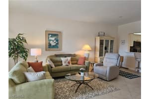 818 Tanbark Drive, Naples, FL 34108 - MLS#225072560