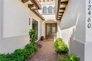 12460 Wisteria Drive, Naples, FL 34120 - MLS#225072562