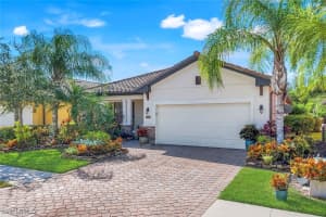 4244 Raffia Palm Circle, Naples, FL 34119 - MLS#225072582