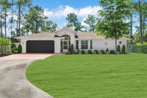 2610 6th Ave Ne, Naples
