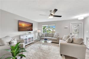 532 99th Avenue, Naples, FL 34108 - MLS#225072646