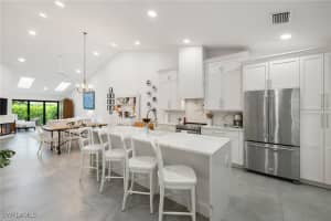 4006 Crayton Road, Naples, FL 34103 - MLS#225072647