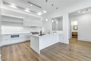 201 8th Street, Naples, FL 34102 - MLS#225072670