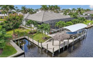 1135 Lorraine Court, Cape Coral, FL 33904 - MLS#225072698