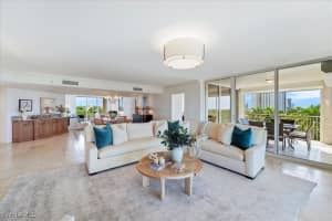 6597 Nicholas Boulevard, Naples, FL 34108 - MLS#225072726