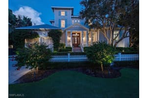 1975 Gulf Shore Blvd S, Naples