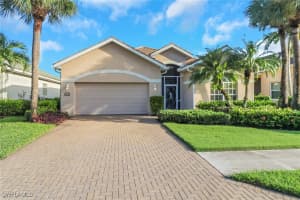 3670 Grand Cypress Drive, Naples, FL 34119 - MLS#225072783