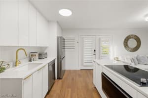 175 5th Avenue S 204, Naples, FL 34102 - MLS#225072811