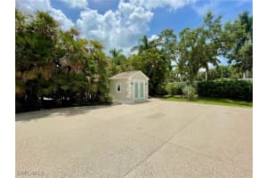 4504 Southern Breeze Drive, Naples, FL 34114 - MLS#225072814