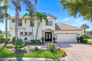 22660 Fairlawn Court, Estero, FL 34135 - MLS#225072835