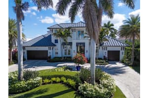 2135 SNOOK Drive, Naples, FL 34102 - MLS#225072855