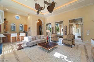 550 21st Avenue, Naples, FL 34102 - MLS#225072886