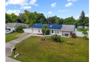 4633 31st Ave Sw, Naples