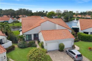 845 Reef Point Cir, Naples