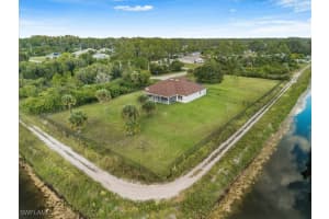 533 Willowbrook Drive, Lehigh Acres, FL 33972 - MLS#225072934