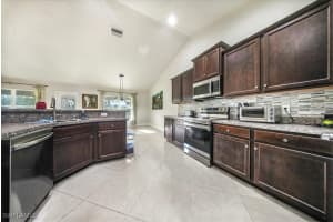 533 Willowbrook Drive, Lehigh Acres, FL 33972 - MLS#225072934
