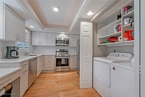 722 10th Avenue, Naples, FL 34102 - MLS#225072951