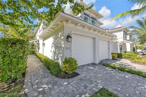 6965 Avalon Cir 1601, Naples