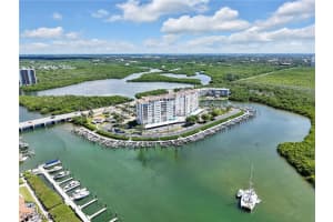 13115 Vanderbilt Drive, Naples, FL 34110 Sold 01/06/26