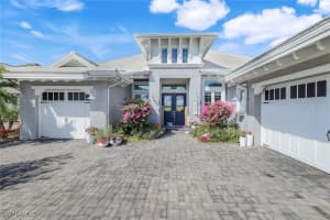 6245 Negril Isle Drive, Naples, FL 34113 - MLS#225073038