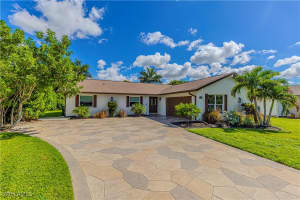 297 Bay Meadows Drive, Naples, FL 34113 - MLS#225073050
