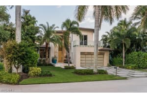355 7th Avenue, Naples, FL 34102 - MLS#225073055
