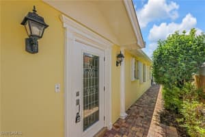 7812 Umberto Court, Naples, FL 34114 - MLS#225073067