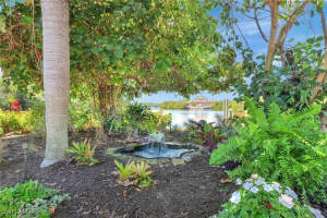 193 Cocohatchee Street, Naples, FL 34110 - MLS#225073078
