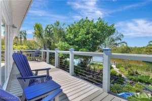 193 Cocohatchee Street, Naples, FL 34110 - MLS#225073078