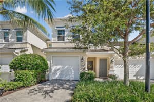 6960 Avalon Cir 803, Naples