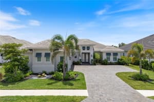 14394 Laguna Springs Ln, Naples