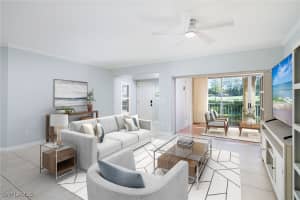 102 Tuscana Court, Naples, FL 34119 - MLS#225073094