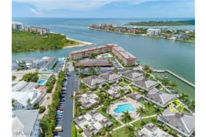 1215 Edington Place, Marco Island, FL 34145 - MLS#225073098