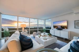 7515 Pelican Bay Boulevard, Naples, FL 34108 - MLS#225073145