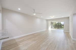 5940 Via Lugano 1-303, Naples, FL 34108 - MLS#225073154