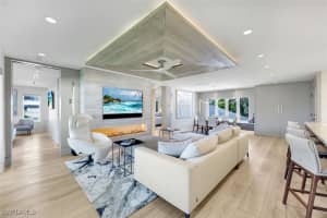 295 5th Avenue, Naples, FL 34102 - MLS#225073176