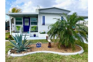 220 Derwent Blvd, Fort Myers