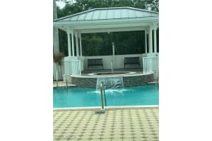 5240 Cherry Wood Dr, Naples