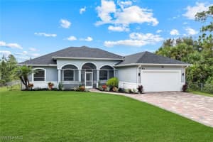 2180 12th Ave Ne, Naples