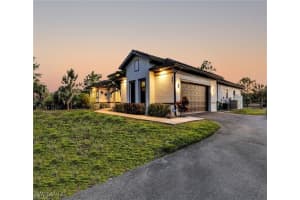 291 10th Street, Naples, FL 34117 - MLS#225073209