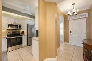410 Bayfront Place, Naples, FL 34102 - MLS#225073237