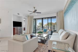 1540 5th Avenue, Naples, FL 34102 - MLS#225073253